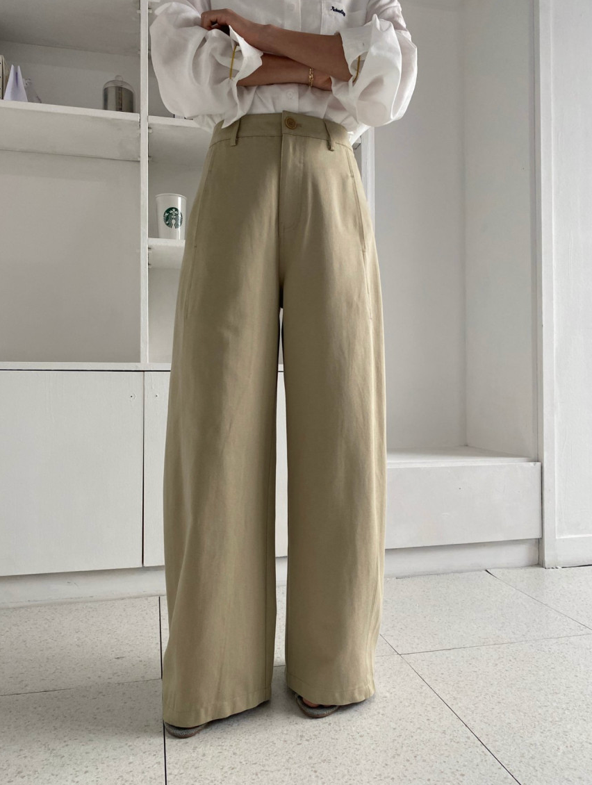 ✨🪡👖 말파 심라인 와이드 슬랙스 앞절개 코튼 팬츠 텐셀 혼방 롱 와이드 팬츠 고급 찰랑 찰랑  부들부들 슬랙스 데일리 롱팬츠 / 사이즈 타이트/ Marfa Seamline Wide Slacks Front Seam Tencel Cotton Wide Pants Elegant Long Wide Trousers ✨