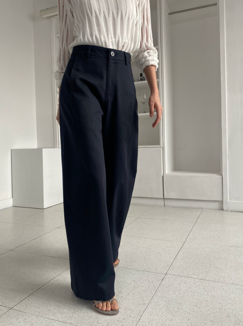 ✨🪡👖 말파 심라인 와이드 슬랙스 앞절개 코튼 팬츠 텐셀 혼방 롱 와이드 팬츠 고급 찰랑 찰랑  부들부들 슬랙스 데일리 롱팬츠 / 사이즈 타이트/ Marfa Seamline Wide Slacks Front Seam Tencel Cotton Wide Pants Elegant Long Wide Trousers ✨