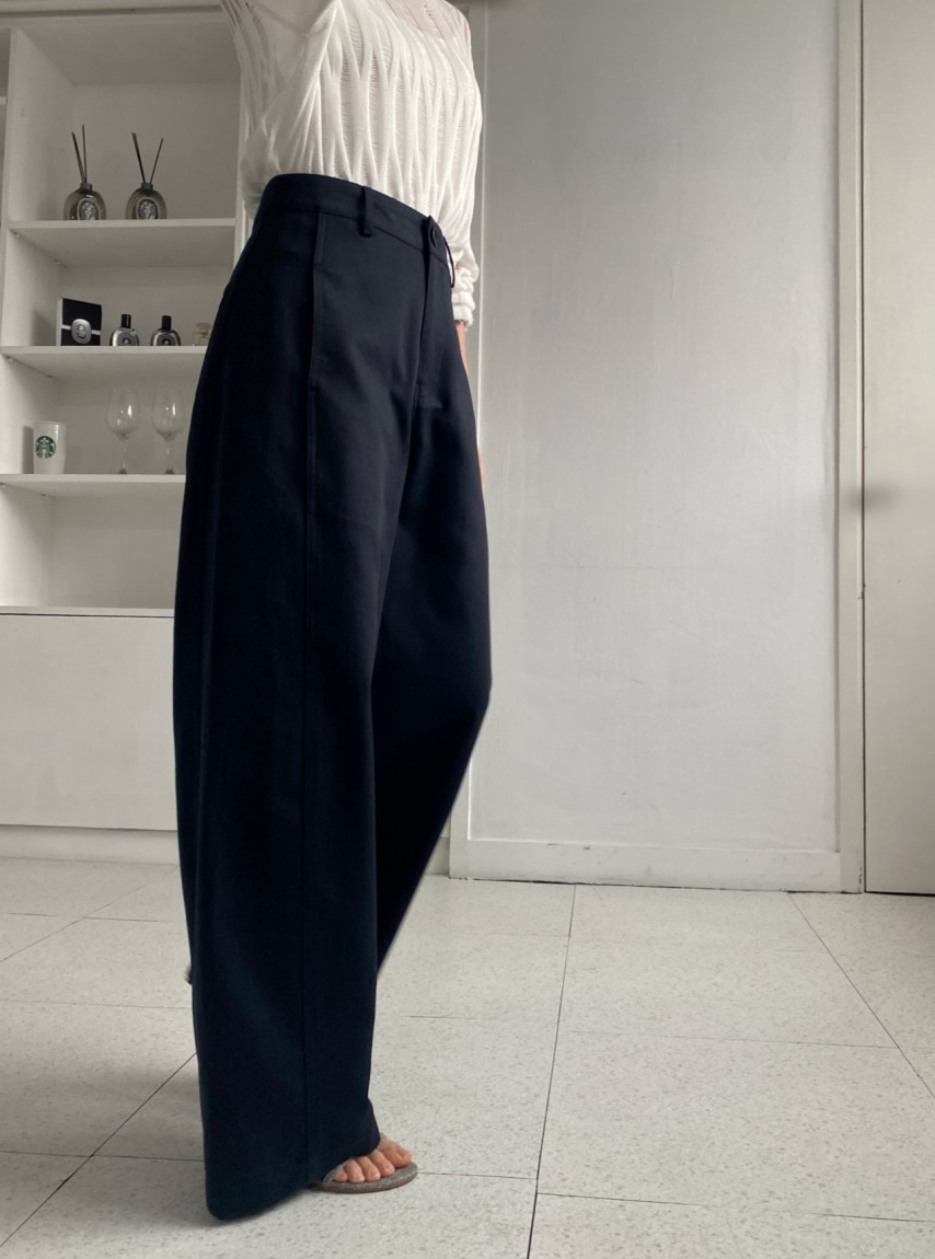✨🪡👖 말파 심라인 와이드 슬랙스 앞절개 코튼 팬츠 텐셀 혼방 롱 와이드 팬츠 고급 찰랑 찰랑  부들부들 슬랙스 데일리 롱팬츠 / 사이즈 타이트/ Marfa Seamline Wide Slacks Front Seam Tencel Cotton Wide Pants Elegant Long Wide Trousers ✨