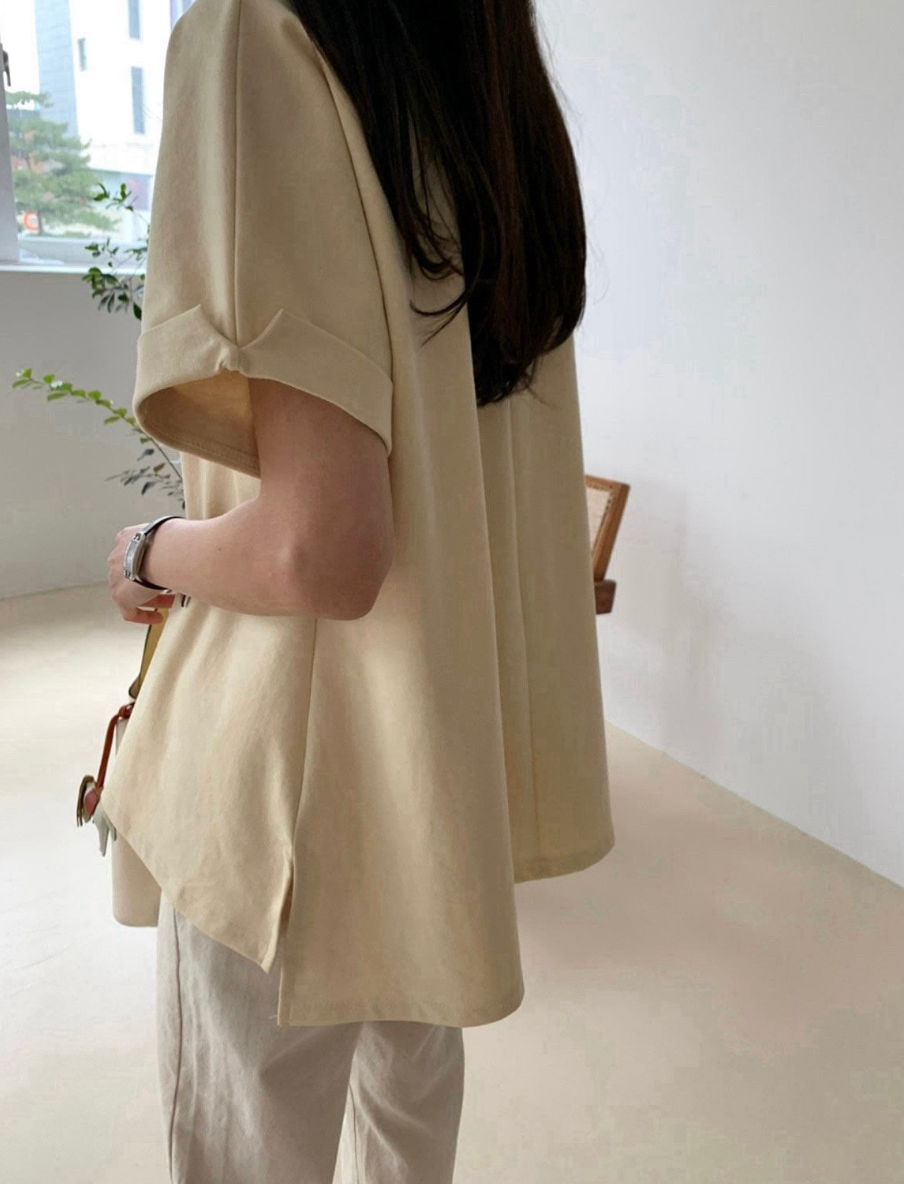 ✨👚 럭키룸 카브라 트임 티셔츠 – 분또 원단 A라인핏 루즈핏 데일리 티셔츠 / 미시 데일리 루즈핏 탑 / 체형커버 트임 티셔츠 ✨ ✨👚 Lucky Room Cabra Side-Slit Tee – Premium Ponte Fabric A-Line Loose Fit Daily Top / Comfortable Everyday Oversized T-Shirt ✨