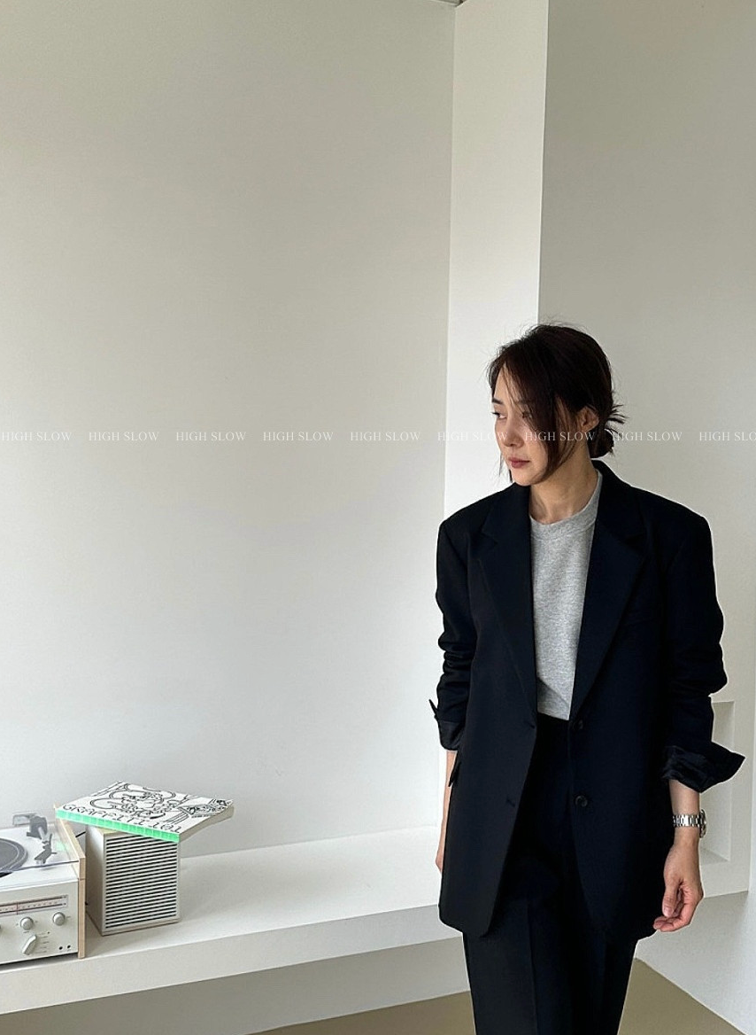 ✨🔥품절대란[3-4주배송예상]🔥✨국내생산 고퀄 뒷사선절개 슬림핏 오버자켓🖤🤍 군더더기 없는 핏감 끝판왕 / Premium Back Diagonal-Slit Tailored Jacket