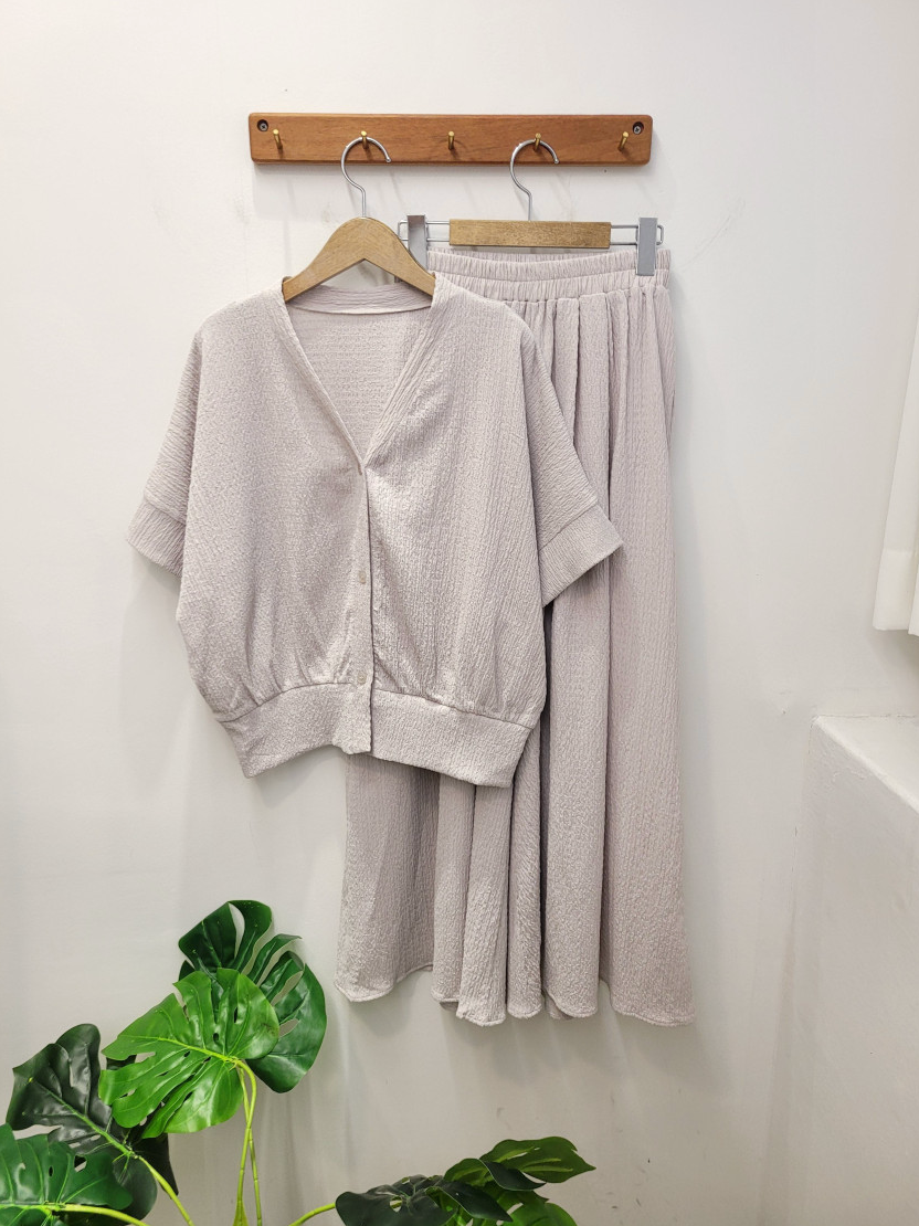 ✨[3주예상 품절대란]치마인 줄 알았죠? 여름 쿨링 치마바지 가디건 투피스 세트 Summer Cooling Skirt-Pants Cardigan Set 🤍