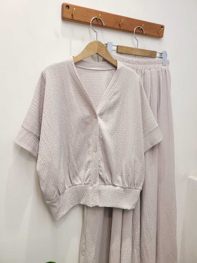 ✨[3주예상 품절대란]치마인 줄 알았죠? 여름 쿨링 치마바지 가디건 투피스 세트 Summer Cooling Skirt-Pants Cardigan Set 🤍