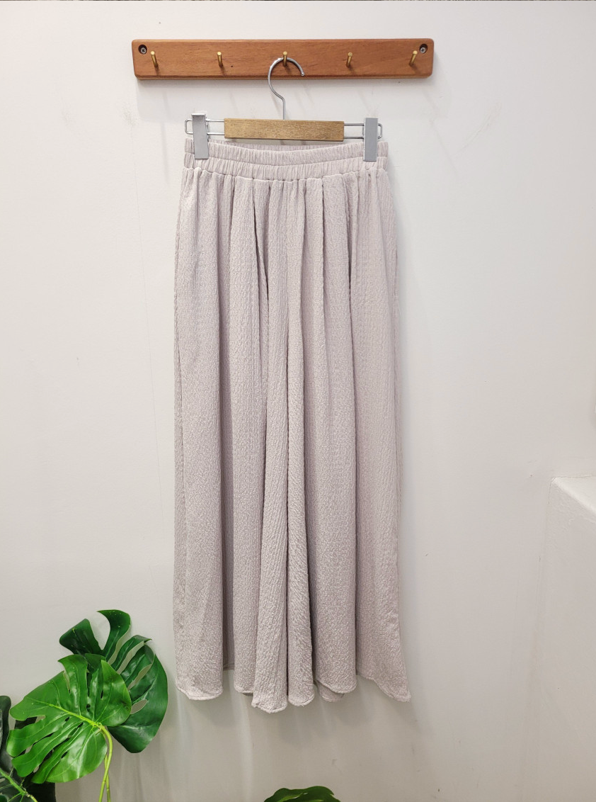 ✨[3주예상 품절대란]치마인 줄 알았죠? 여름 쿨링 치마바지 가디건 투피스 세트 Summer Cooling Skirt-Pants Cardigan Set 🤍