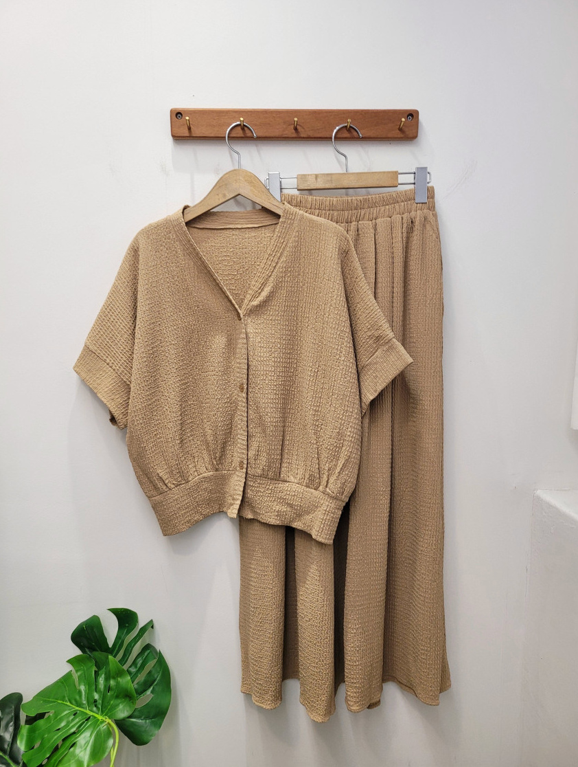✨[3주예상 품절대란]치마인 줄 알았죠? 여름 쿨링 치마바지 가디건 투피스 세트 Summer Cooling Skirt-Pants Cardigan Set 🤍