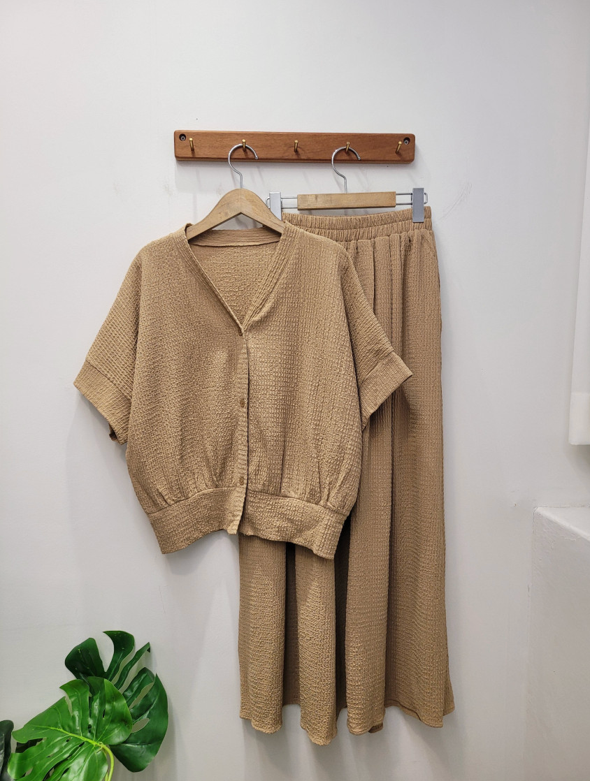 ✨[3주예상 품절대란]치마인 줄 알았죠? 여름 쿨링 치마바지 가디건 투피스 세트 Summer Cooling Skirt-Pants Cardigan Set 🤍