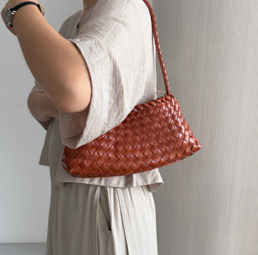 ✨🌿[비건레더]🌿✨드래곤 와플 로잔나 위빙 토트백 5COLOR👜 프리미엄 비건레더 합성피혁 숄더백｜스틸블루·카멜·아이보리·브라운·블랙｜가볍고 고급스러운 데일리백 Premium Vegan Leather Dragon Waffle Rosanna Woven Tote Bag