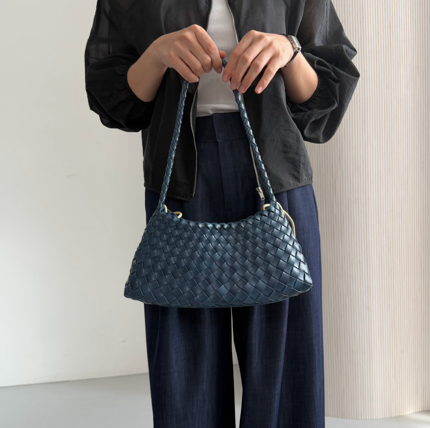 ✨🌿[비건레더]🌿✨드래곤 와플 로잔나 위빙 토트백 5COLOR👜 프리미엄 비건레더 합성피혁 숄더백｜스틸블루·카멜·아이보리·브라운·블랙｜가볍고 고급스러운 데일리백 Premium Vegan Leather Dragon Waffle Rosanna Woven Tote Bag
