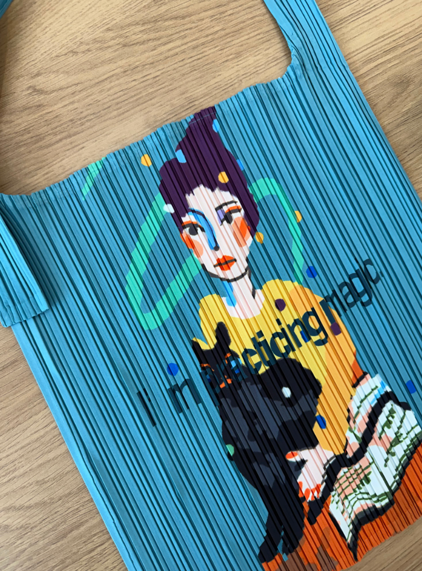 🎨아트 프린팅 플리츠 숄더백 접이식 경량 데일리백 여행용 에코백 감성 일러스트 플리츠백 SONO Art Pleated Shoulder Bag✨