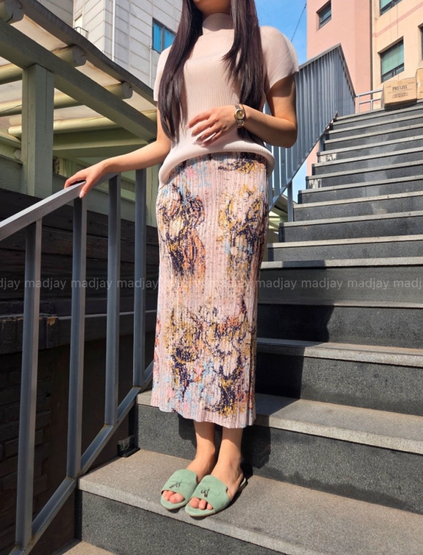 [66까지]✨플리츠 홀가 티 블라우스 Pleated Dolman Sleeve Top | Free Size · Stretch Pleats · Elegant Everyday Essential · Easy Match with Any Bottom✨