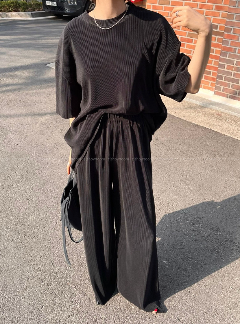[88까지]✨오픈 벤타 럭스 플리츠 팬츠 세트 🤍 Open Venta Luxe Pleated Wide Pants Two-Piece Set | 프리미엄 고밀도 플리츠 · 우아한 촤르르핏 · 체형커버 롱탑 · 한여름 쿨링 셋업 · 고급 리조트룩✨