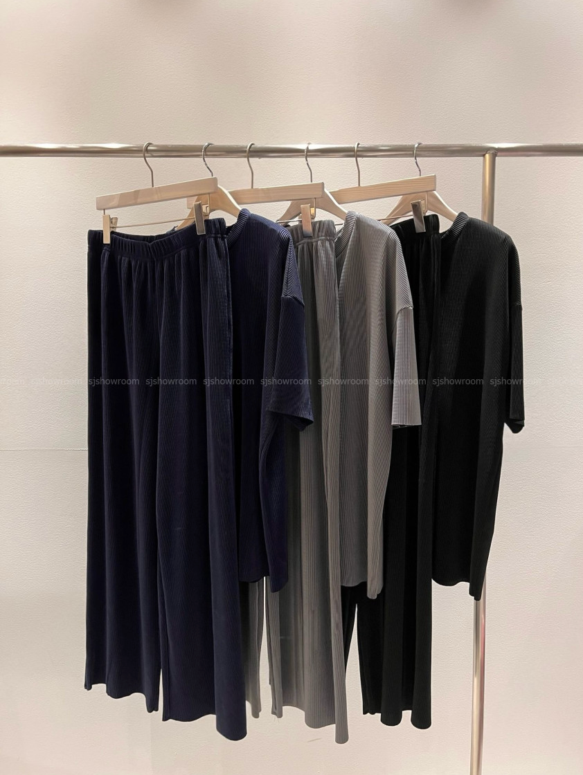 [88까지]✨오픈 벤타 럭스 플리츠 팬츠 세트 🤍 Open Venta Luxe Pleated Wide Pants Two-Piece Set | 프리미엄 고밀도 플리츠 · 우아한 촤르르핏 · 체형커버 롱탑 · 한여름 쿨링 셋업 · 고급 리조트룩✨
