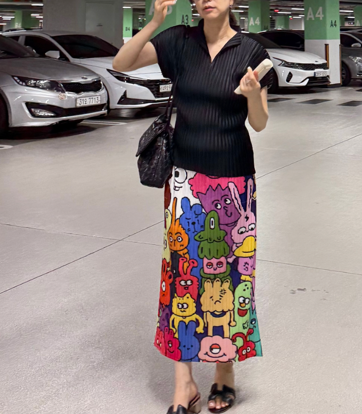 🧸하나만 입어도 스타일 완성! 유니크 팝아트 플리츠 롱스커트 Unique Pop Art Pleated Long Skirt