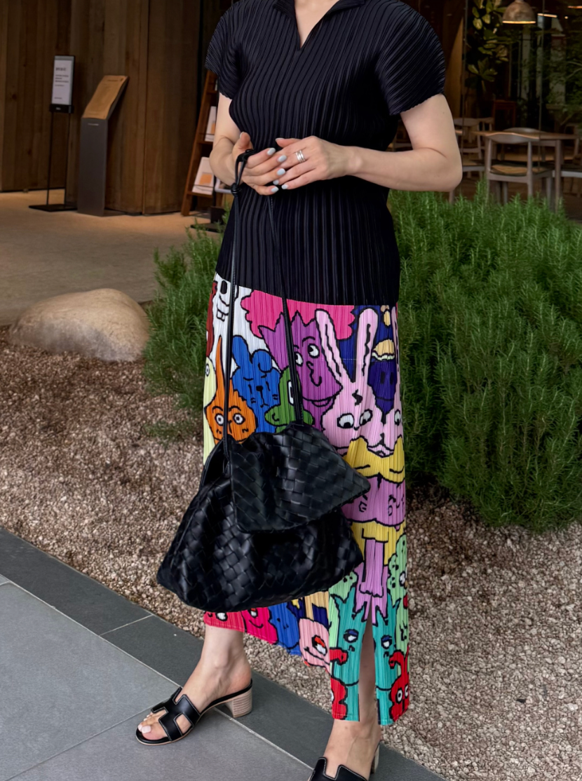 🧸하나만 입어도 스타일 완성! 유니크 팝아트 플리츠 롱스커트 Unique Pop Art Pleated Long Skirt