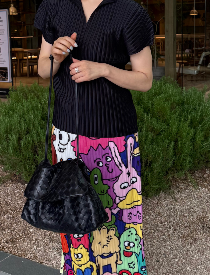 🧸하나만 입어도 스타일 완성! 유니크 팝아트 플리츠 롱스커트 Unique Pop Art Pleated Long Skirt