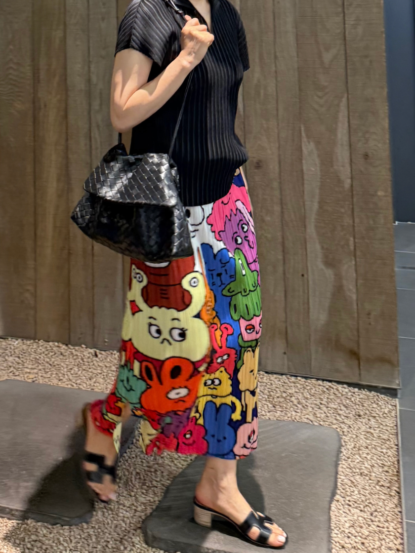 🧸하나만 입어도 스타일 완성! 유니크 팝아트 플리츠 롱스커트 Unique Pop Art Pleated Long Skirt