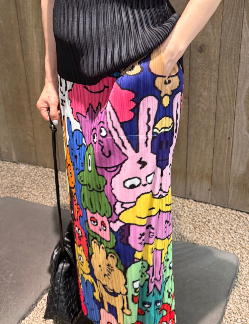 🧸하나만 입어도 스타일 완성! 유니크 팝아트 플리츠 롱스커트 Unique Pop Art Pleated Long Skirt