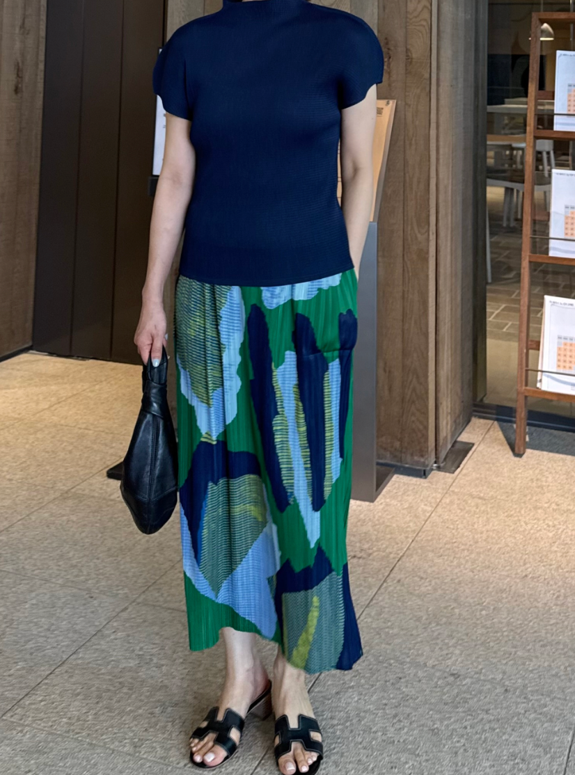 🌿🌳싱그러운 그린 컬러와 감각적인 아트 패턴이 돋보이는 여름 플리츠 롱스커트 Fresh Green Art Pleated Long Skirt