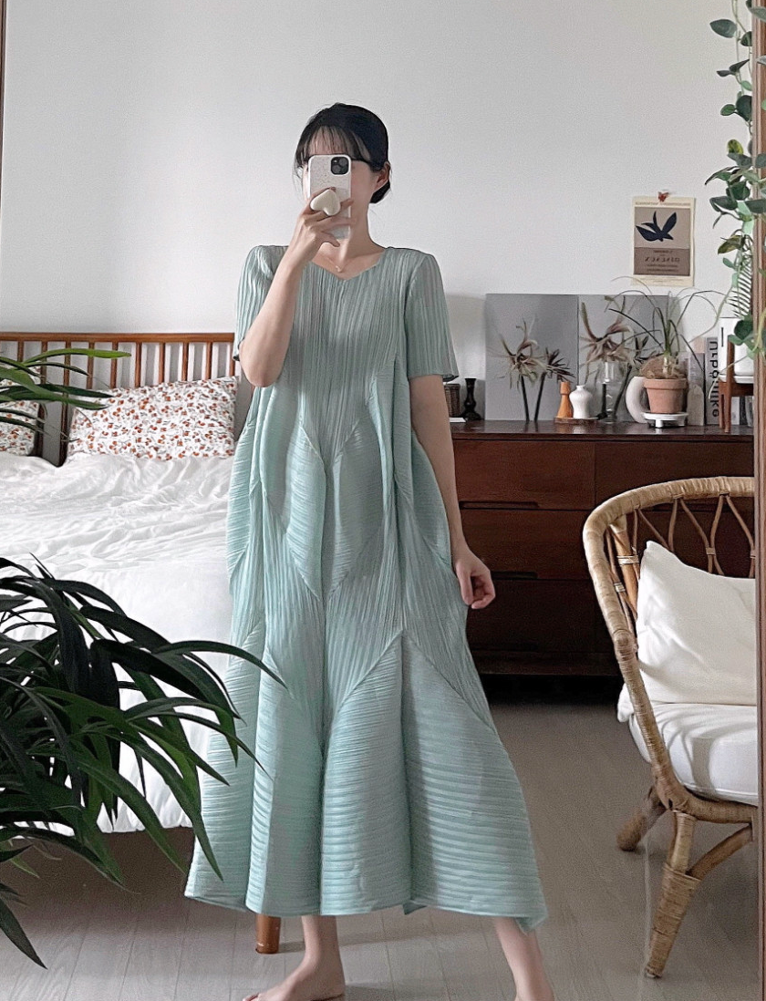 ✨ [77-88까지 가능] 드레이프 기하 플리츠 원피스 · 체형커버 플리츠 롱원피스 · 우아한 A라인 · 포켓원피스 · 교회룩 · 모임룩 · 여행룩 | Drape Geometric Pleated Dress