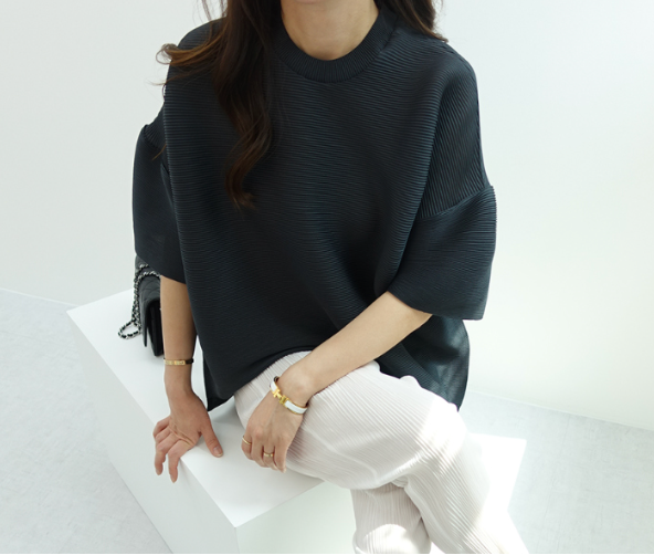 ✨🖤 [88가능] 루즈핏 오버핏 플리츠 반팔 블라우스 🖤✨ 체형커버 빅사이즈 플리츠 탑 · 퍼프소매 루즈핏 · 언발 기장 플리츠 블라우스 | Oversized Pleated Blouse