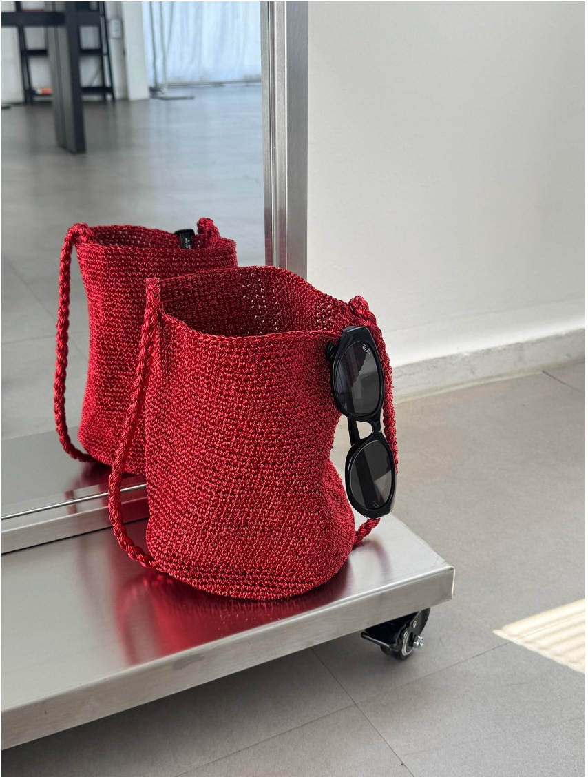 ✨ 프리미엄 메탈 니트백 | 탄탄한 자립형 디자인 | 여름 포인트 숄더백 ✨ ✨ Premium Metallic Knit Bag | Structured Self-Standing Design | Chic Summer Shoulder Bag ✨