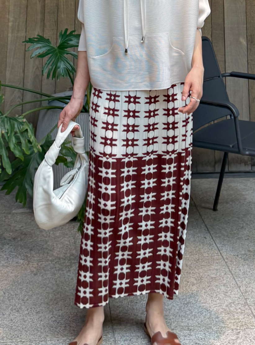 🌺 [88까지가능] 유니크 초코 프린트 플리츠 롱스커트 │ Unique Chocolate Print Pleated Long Skirt with Side Pockets · 체형커버 · 세로주름 · 밴딩허리 · 88까지 추천