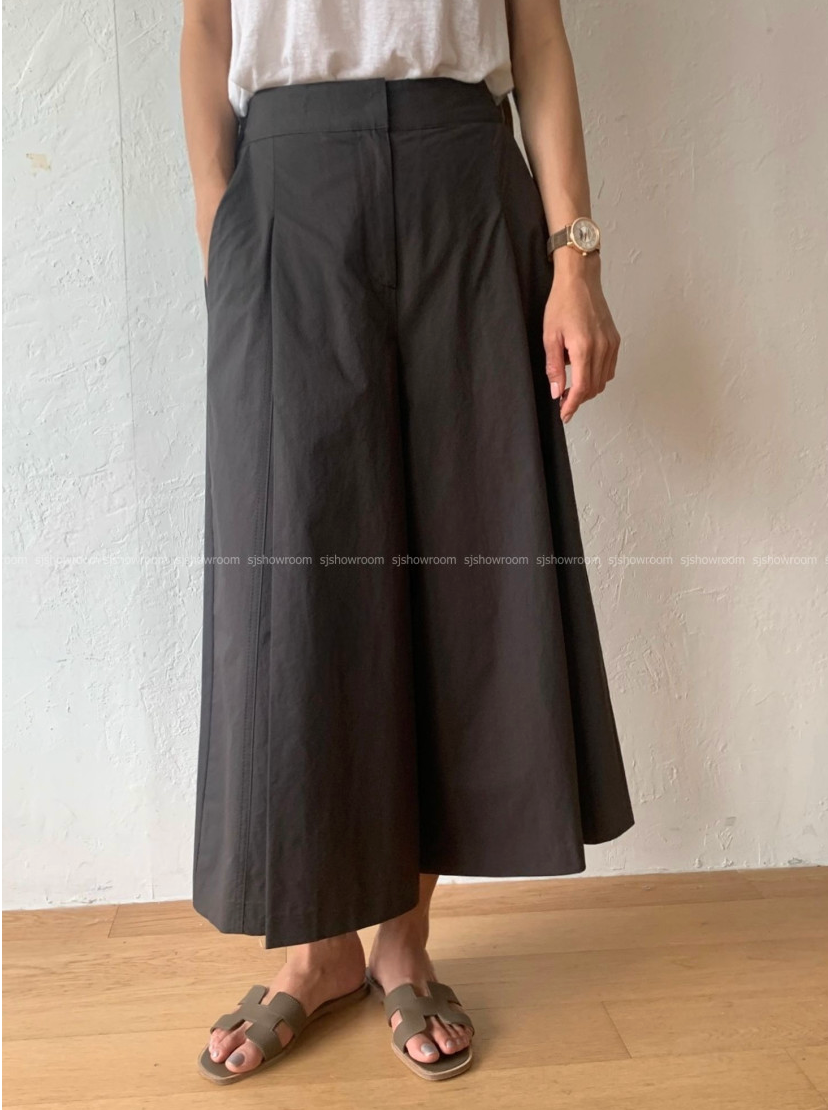 ✨🖤 [66-77초반까지 가능] [데일리템]럭키룸 핀턱 9부 쌍침 와이드팬츠 │ Luckyroom Pintuck Double Stitch Wide Pants