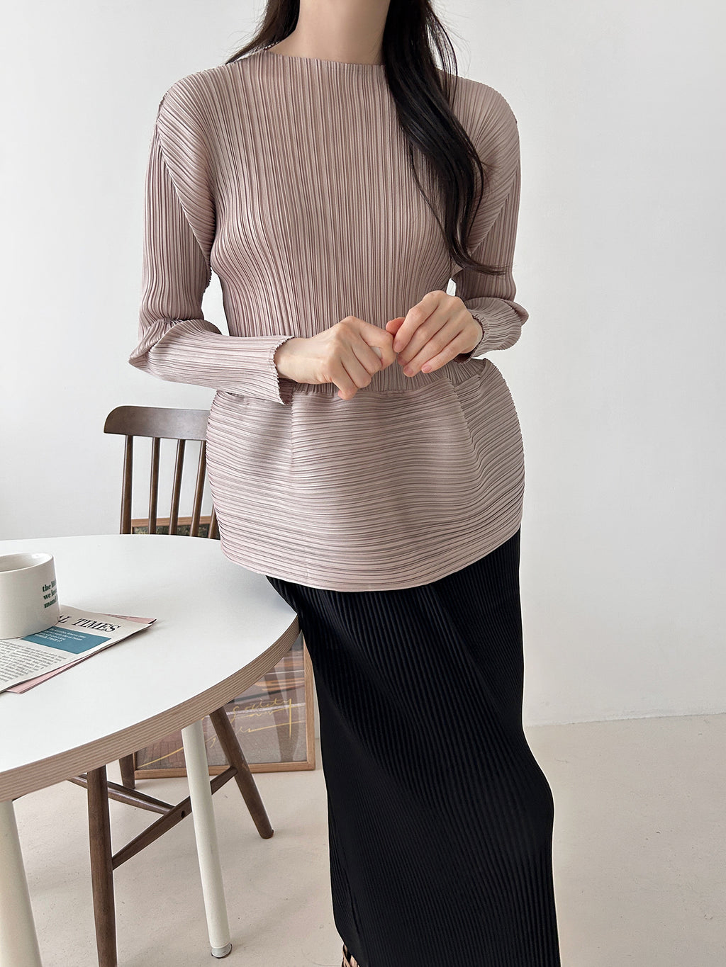 ✨ [플리츠] 샤이닝 볼륨 긴팔 티셔츠 | Shining Volume Pleated Top