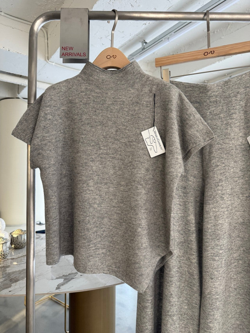 ✨ [PREMIUM LINE] 미네르바 홀가먼트 사이드 슬릿 모크넥 탑 | Minerva Wholegarment Side Slit Mock Neck Top