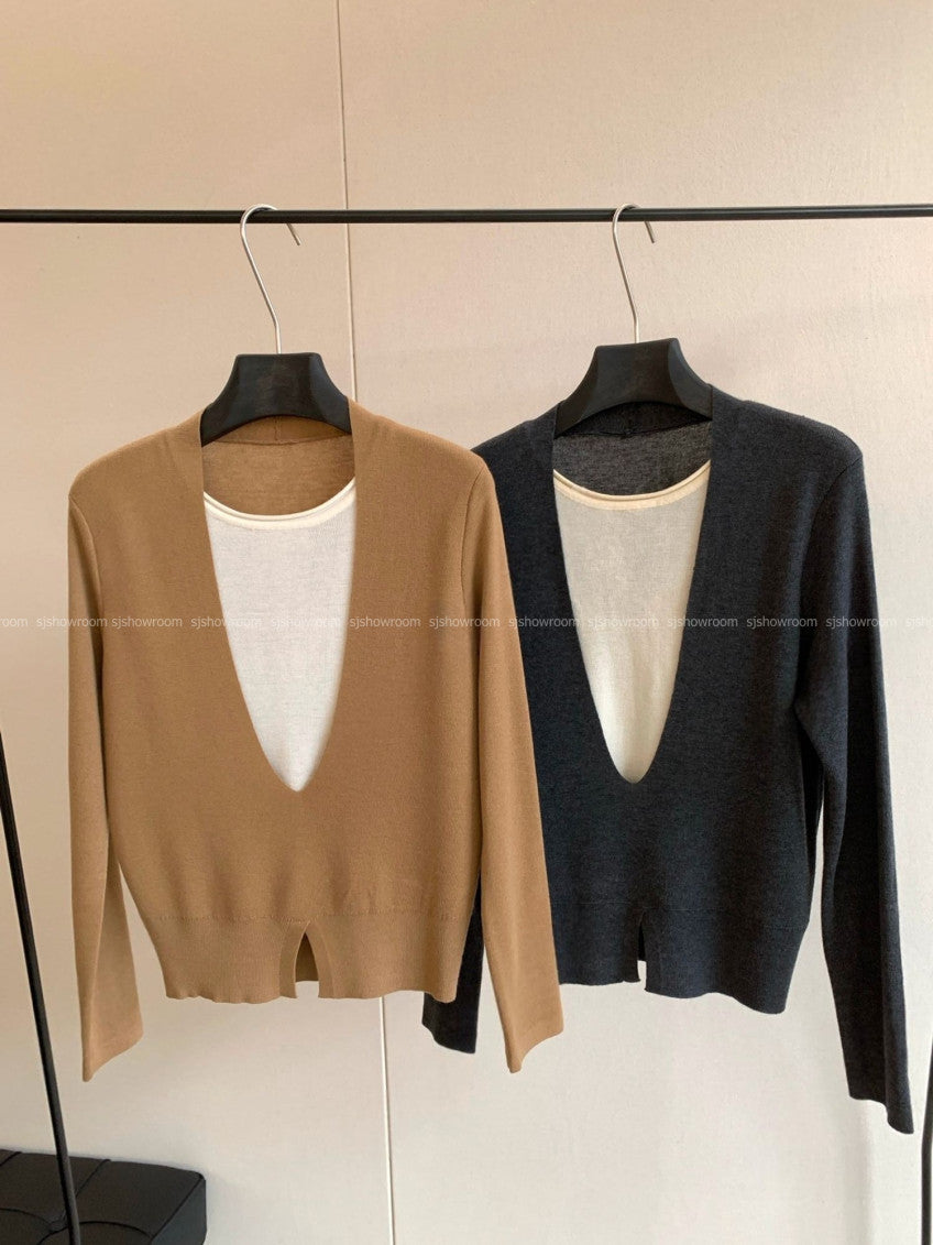 🧶 [레이어드 디자인] 울 블렌드 딥 브이넥 배색 슬릿 니트 | Wool Blend Deep V-Neck Layered Slit Knit