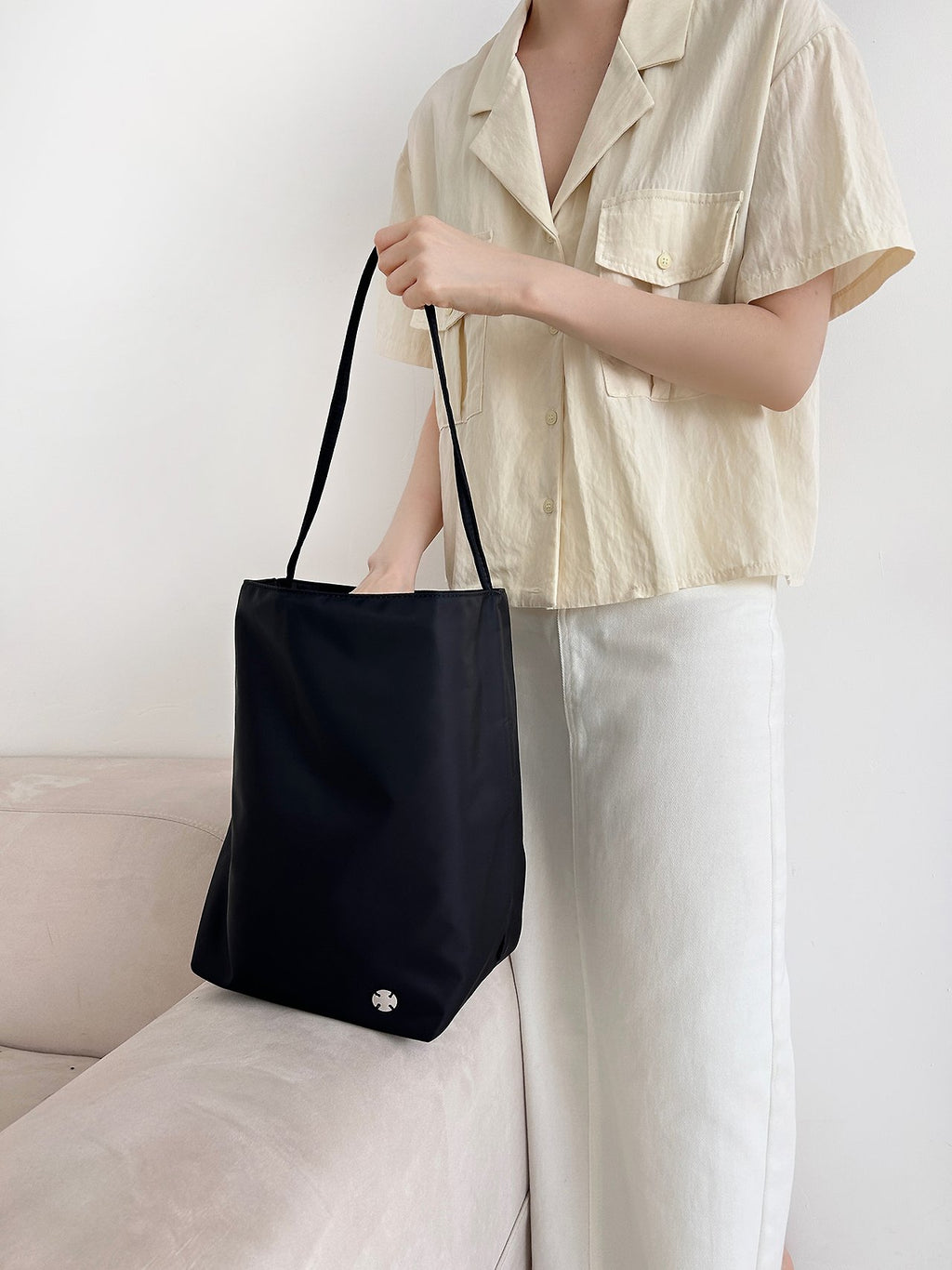 ✨🖤 더 *우 파크 스타일 프리미엄 나일론 숄더백 | Lightweight Everyday Tote | Travel & Daily Bag | 미니멀 데일리백