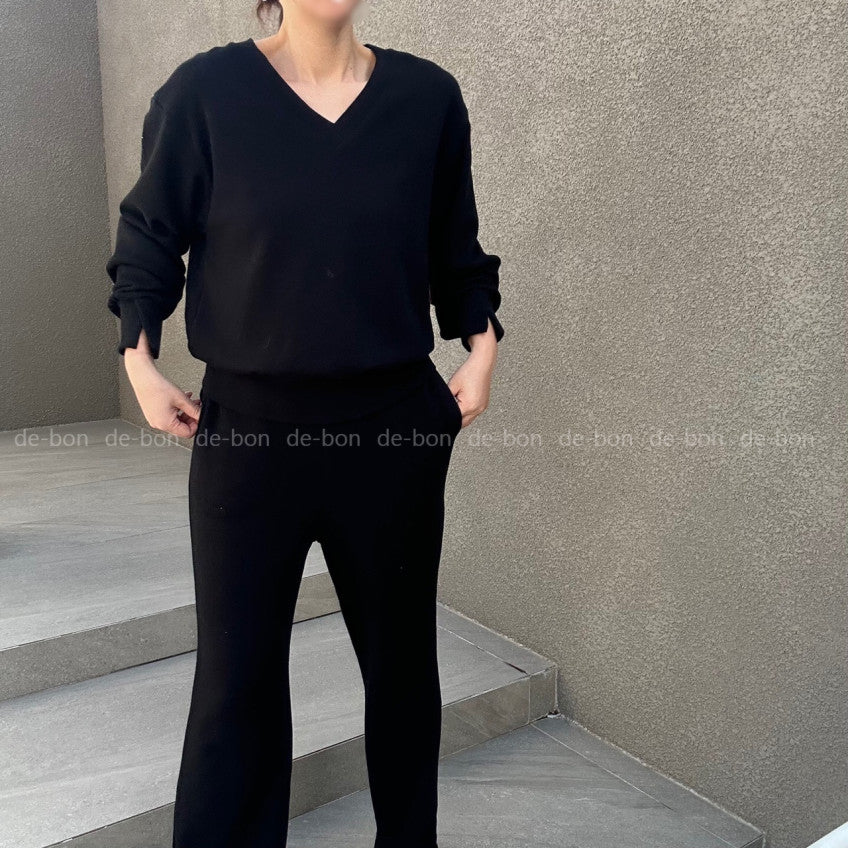 🤎 [노리타] 모카 브이 V넥 데일리 셋업 핏좋은 일자바지 탄탄면 77까지가능  | Mocha V-Neck Daily Set