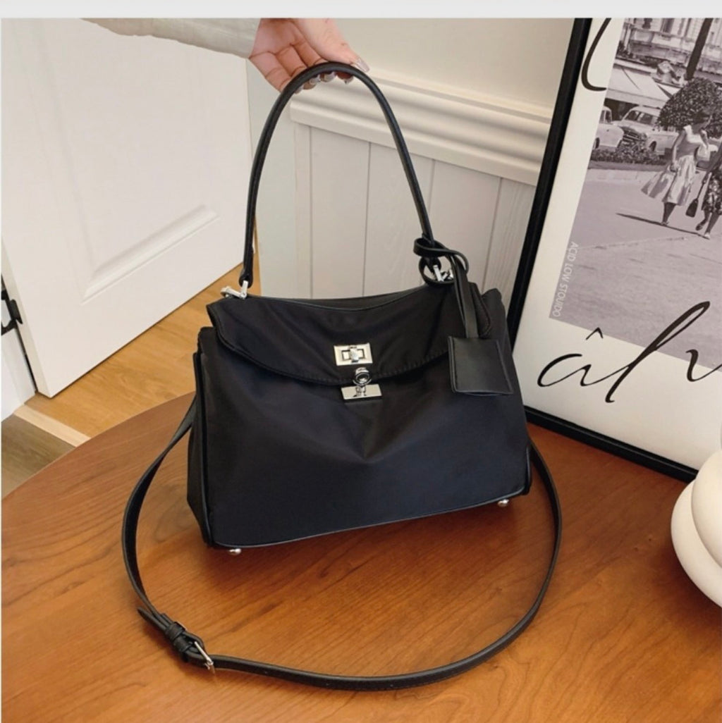 🔥[Hot Item]🔥 나일론 버클 장식 데일리 백 Nylon Buckle Daily Bag