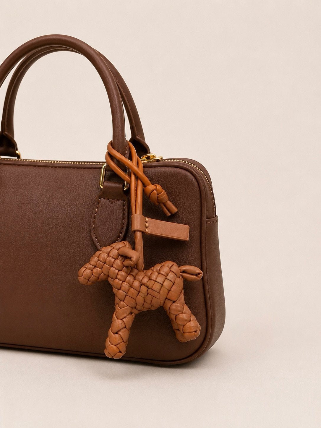 🐶 [보테 스타일·위빙] 위빙 도그 백참 | Woven Dog Bag Charm PU