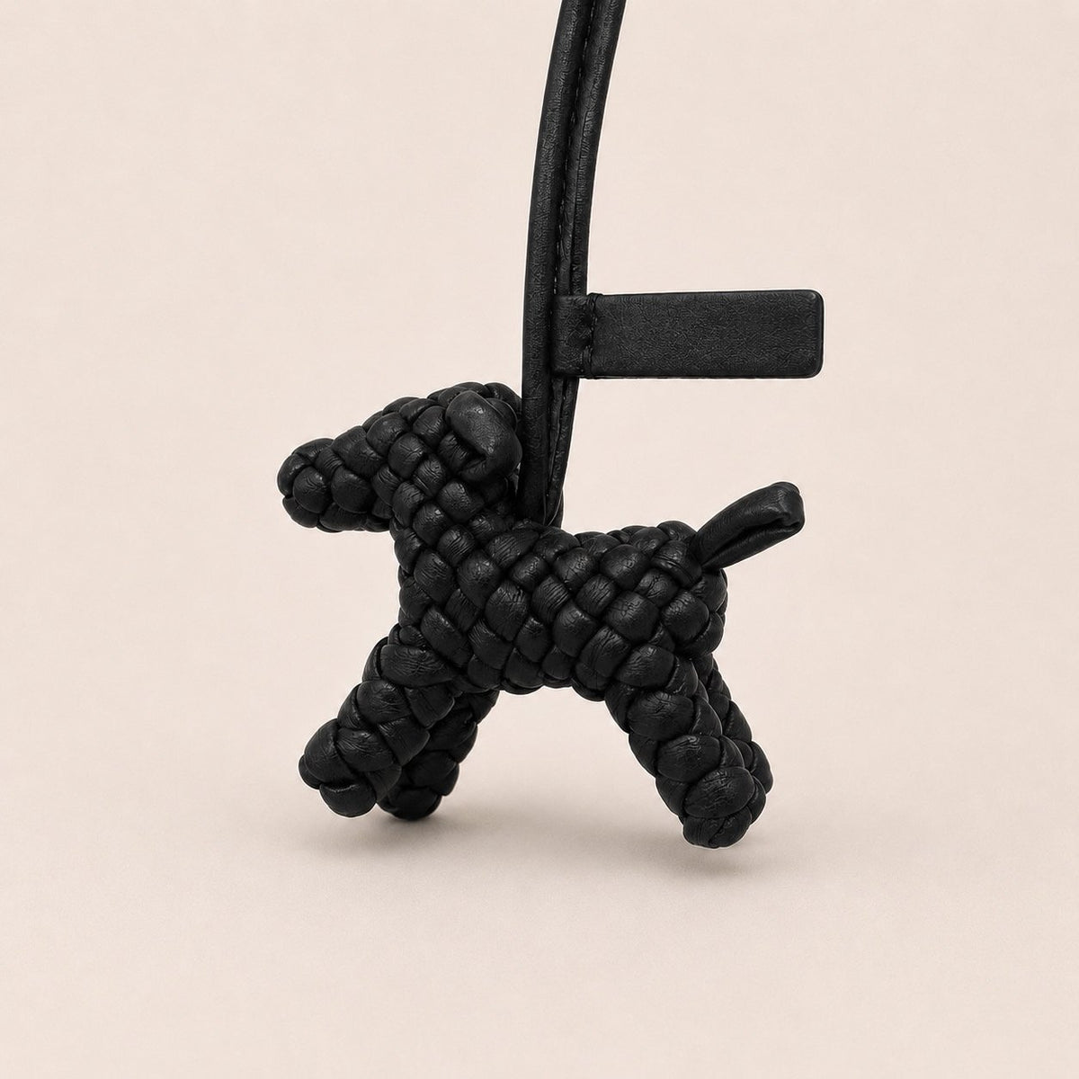 🐶 [보테 스타일·위빙] 위빙 도그 백참 | Woven Dog Bag Charm PU