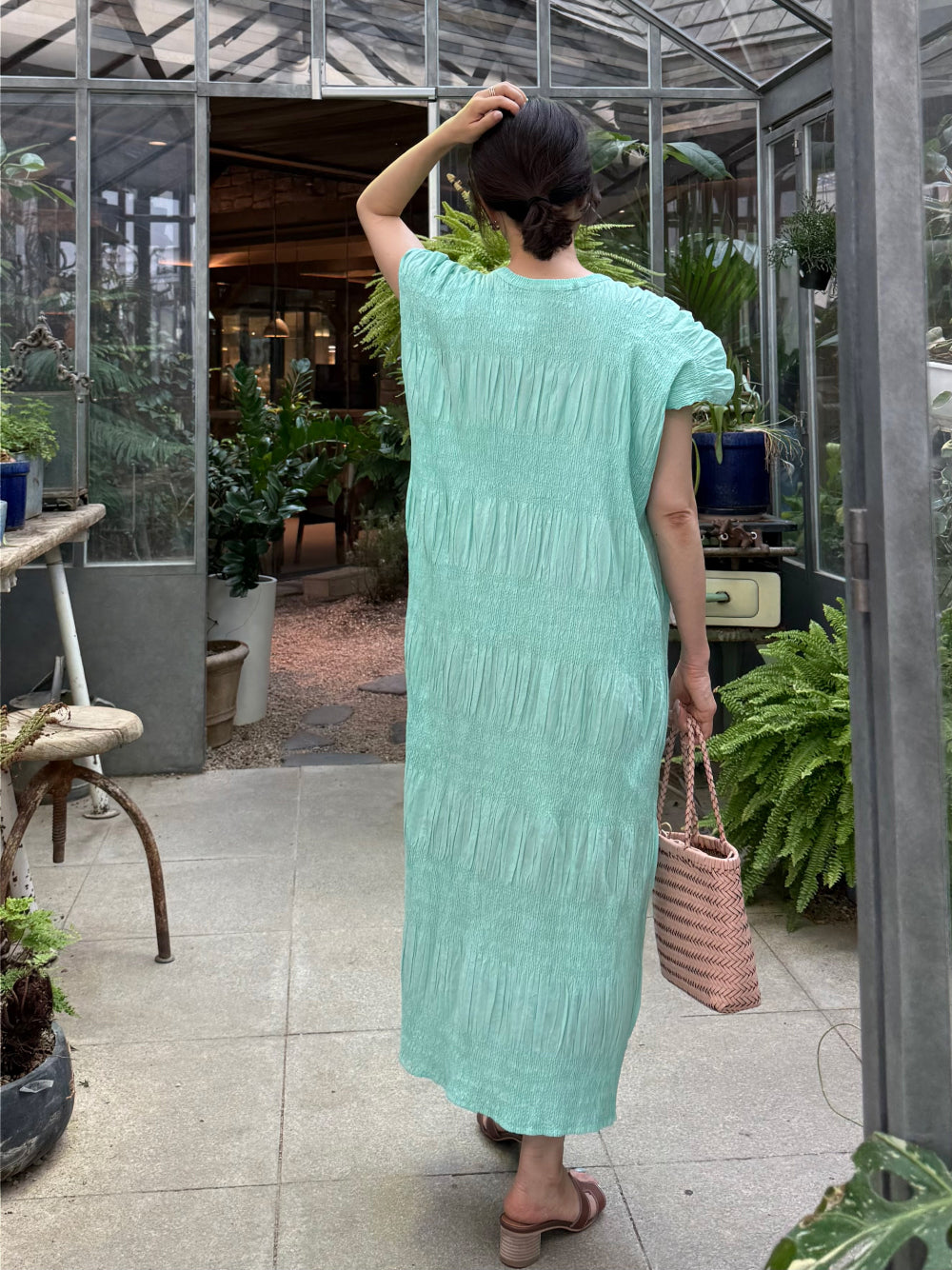 🌿 플리츠 스모그 이세 면 플리츠 롱 원피스 │ Issey Smocked Cotton Pleated Maxi Dress · 캡소매 · 체형커버 · 휴양지원피스 · 내추럴무드 · 55~77반 추천
