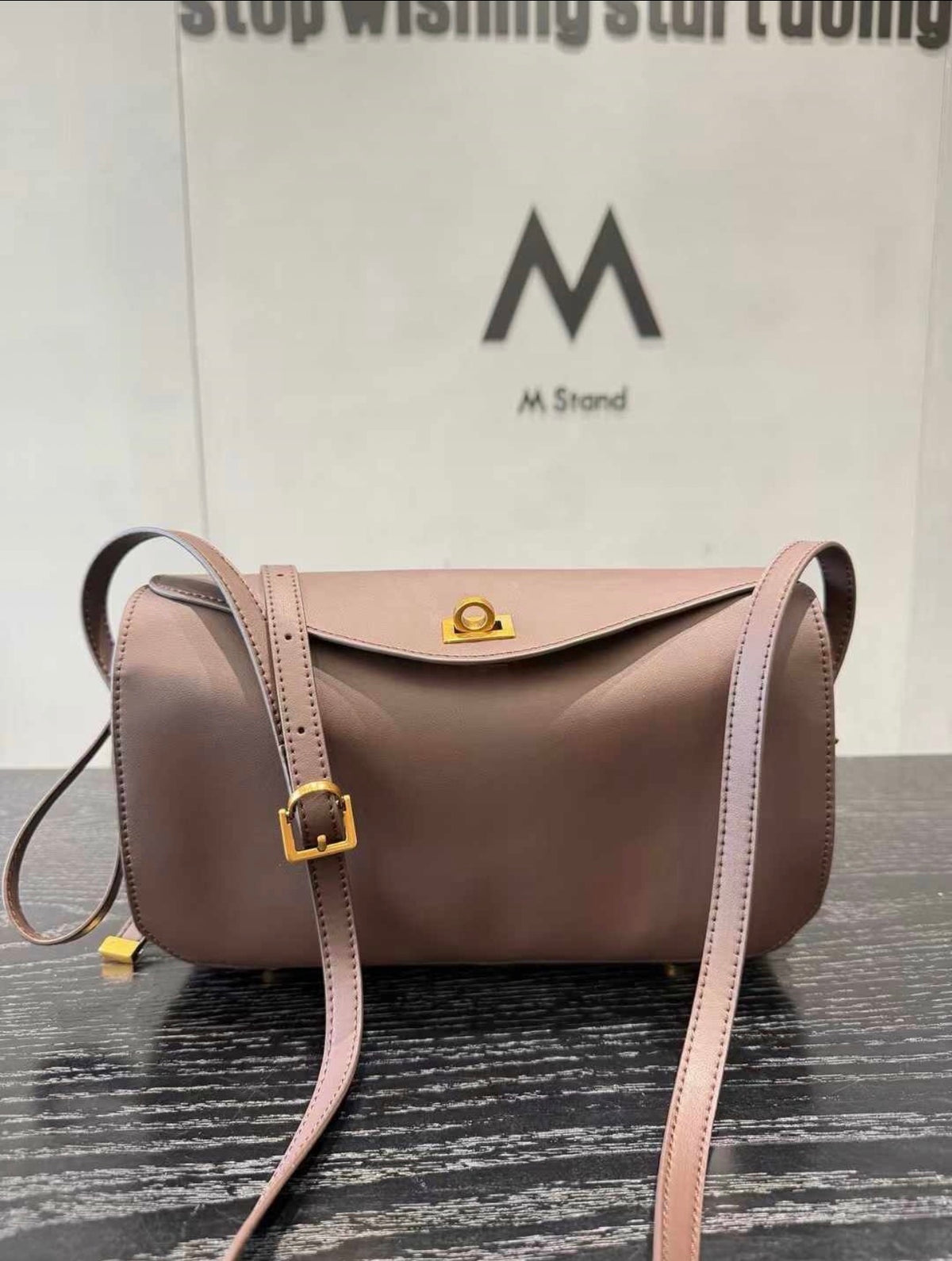 👜 [셀럽픽 · 소가죽] 발렌 무드 클래식 플랩 롱 숄더 크로스백 | Celebrity Style Genuine Leather Classic Flap Shoulder & Crossbody Bag
