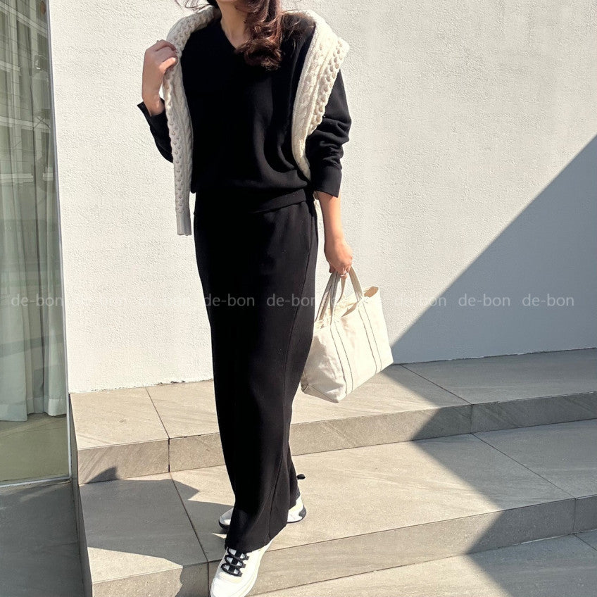 🤎 [노리타] 모카 브이 V넥 데일리 셋업 핏좋은 일자바지 탄탄면 77까지가능  | Mocha V-Neck Daily Set