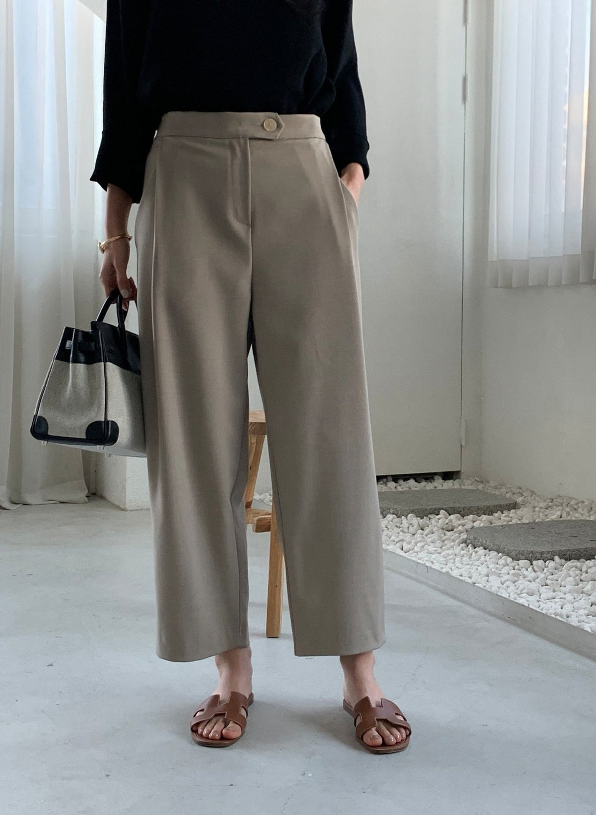 🤎 [국내생산·뒷밴딩] 럭키룸 발란 오비스포 핀턱 팬츠 | Lucky Room Banded Pleated Pants