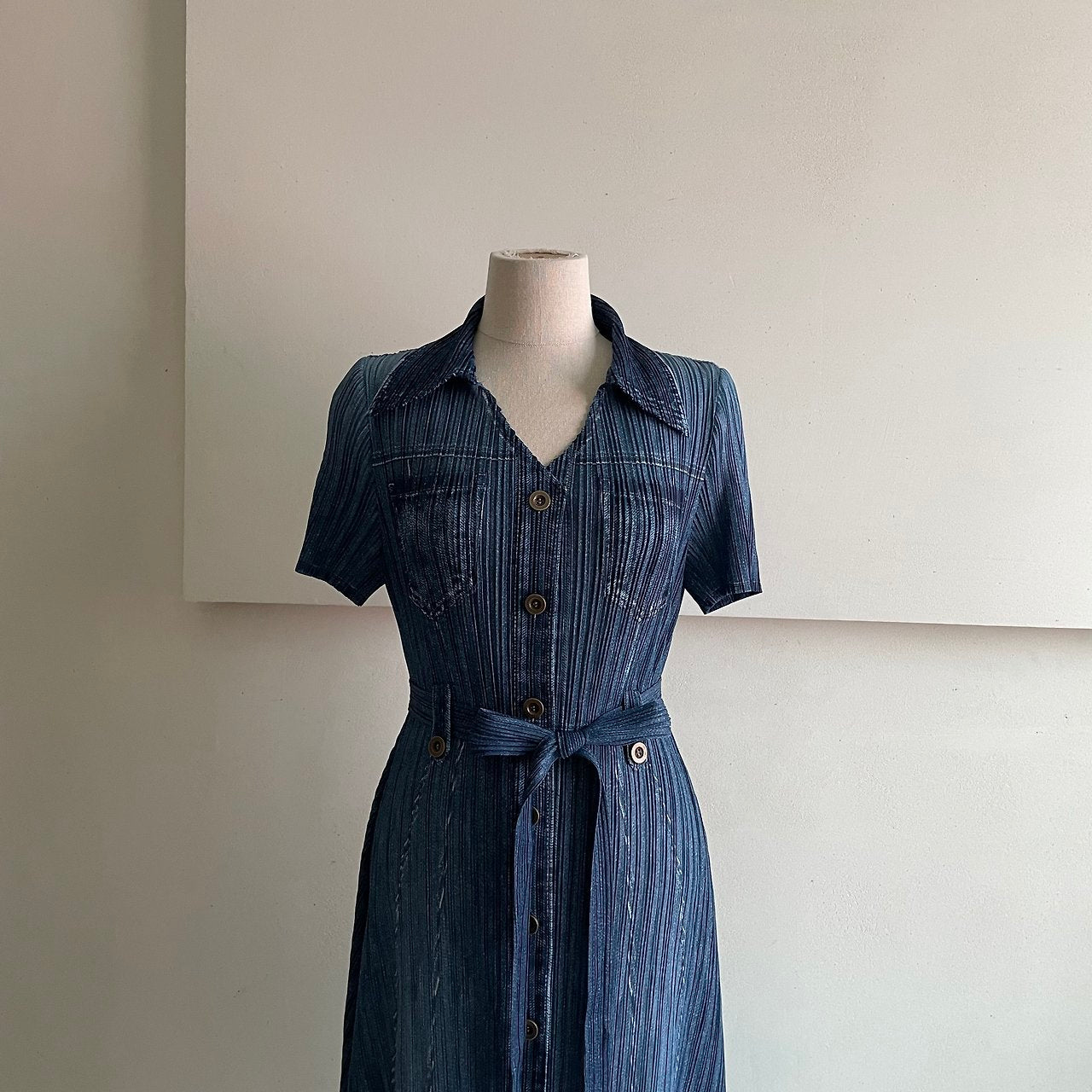 ✨ [44-66반까지예뻐요] 청 플리츠👗 데님 워싱 플리츠 카라 벨트 롱 원피스 | Denim Wash Pleated Collared Belted Long Dress ✨