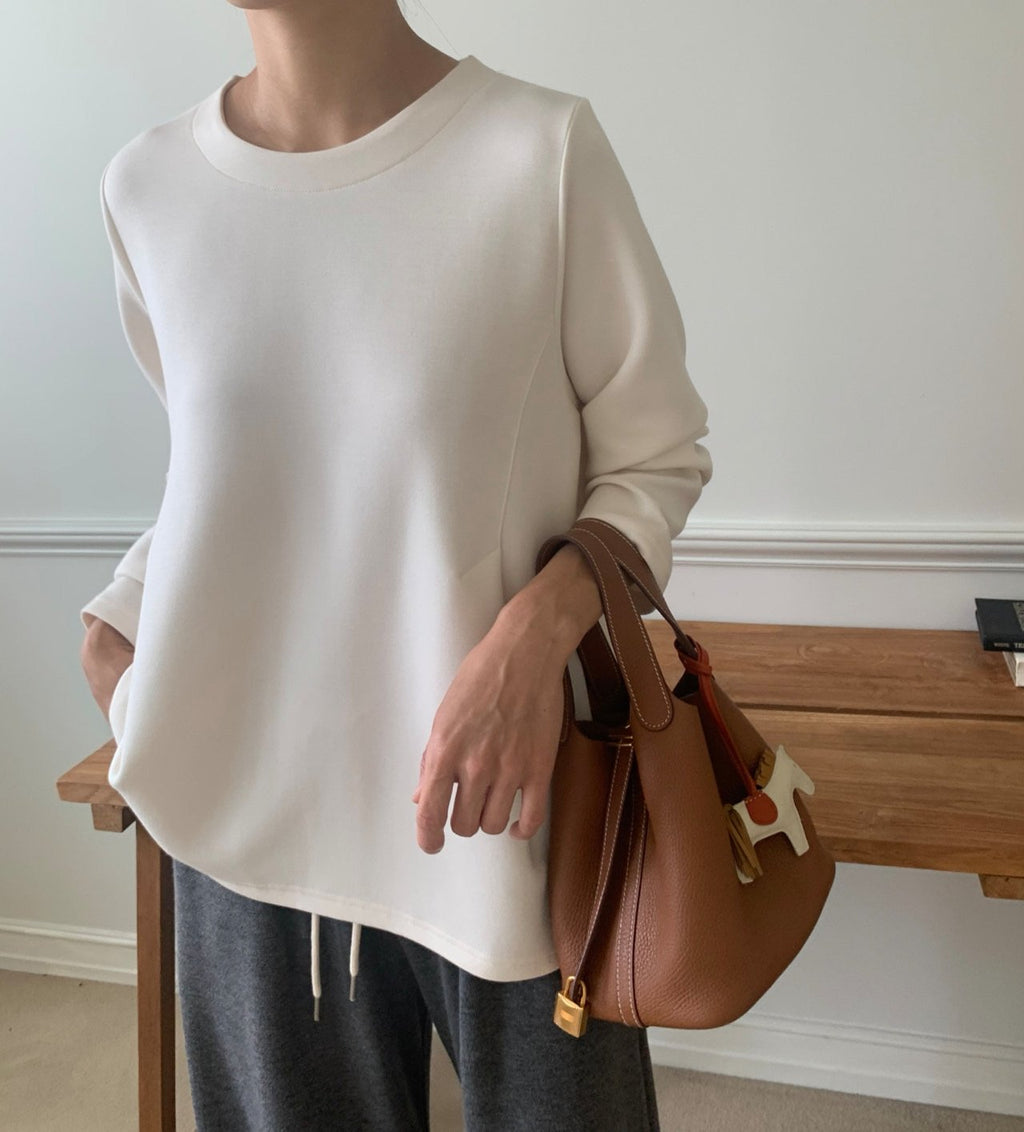 🖤 [럭키룸 라인이 예쁜 분또] 사이드 다트 A라인 긴팔 티셔츠 | Soft Structured Dart A-Line Long Sleeve Top
