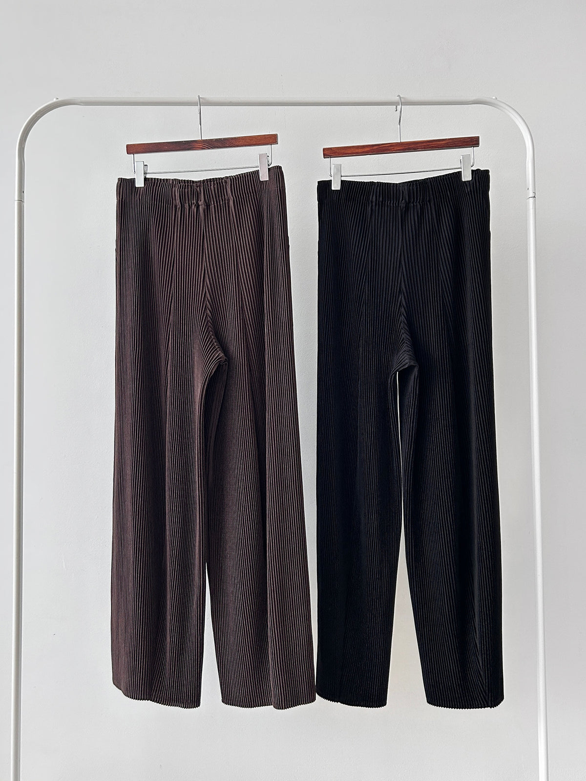 ✨ [플리츠] 도톰 롱 와이드 일자 팬츠 | Thick Pleated Wide-Leg Pants