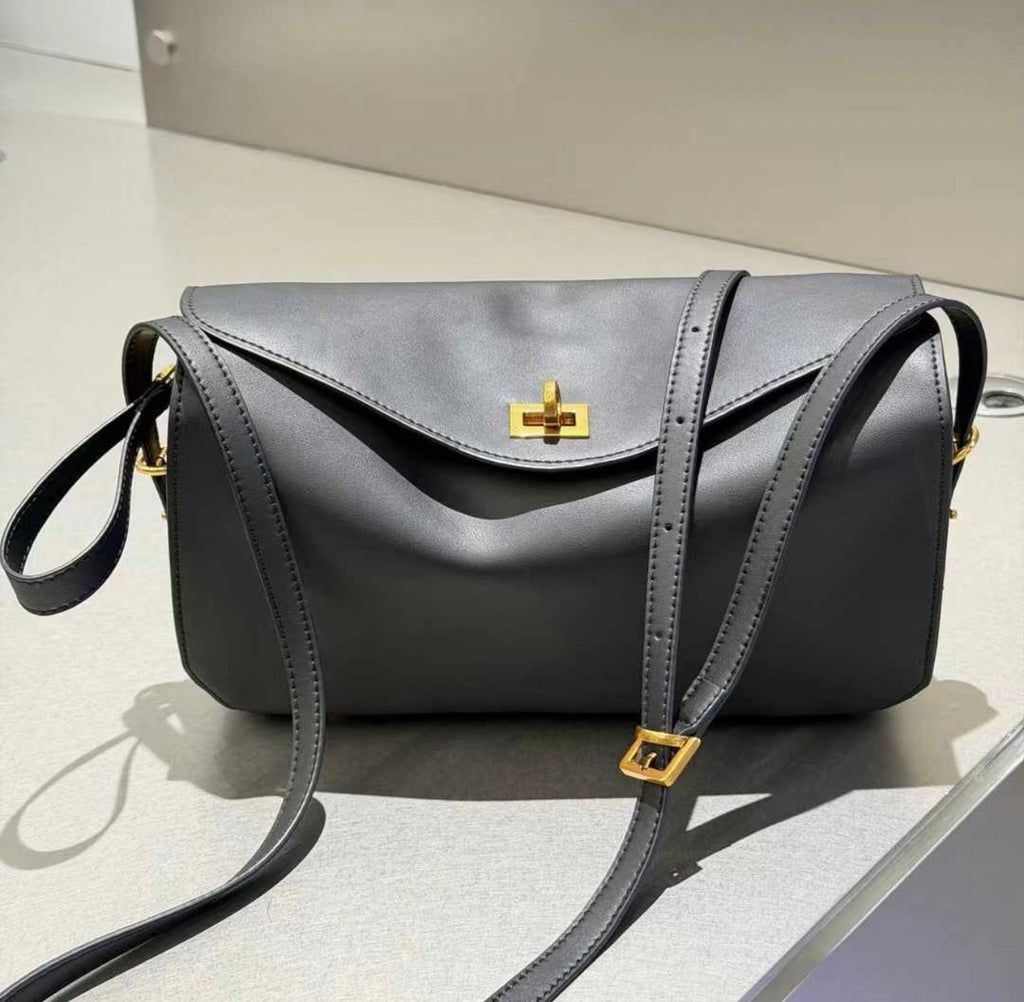 👜 [셀럽픽 · 소가죽] 발렌 무드 클래식 플랩 롱 숄더 크로스백 | Celebrity Style Genuine Leather Classic Flap Shoulder & Crossbody Bag