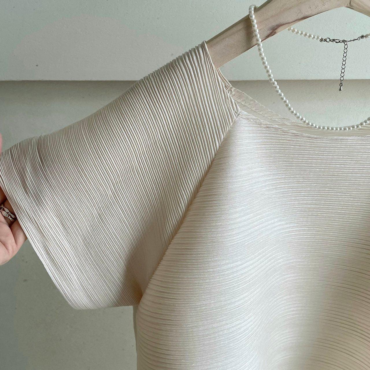 🌸독특한 디자인, Young디자인[77초 까지 예쁘게 가능]✨ 원더 플리츠 블라우스 | Wonder Pleats Blouse ✨🌿