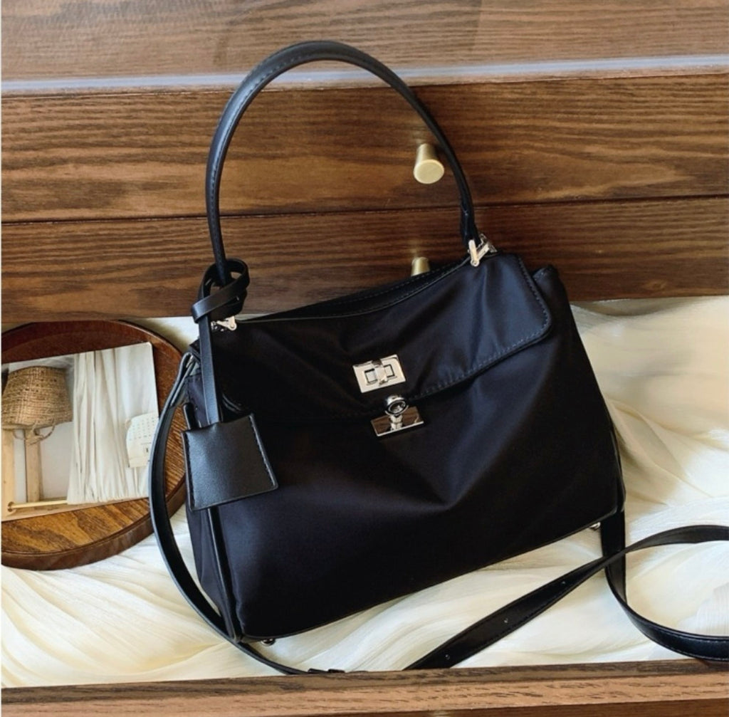 🔥[Hot Item]🔥 나일론 버클 장식 데일리 백 Nylon Buckle Daily Bag