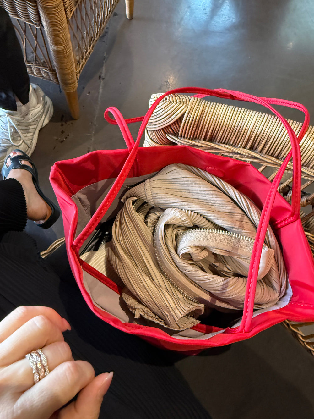💕 마스 로제 경량 숄더백 | Mars Rosé Lightweight Shoulder Bag