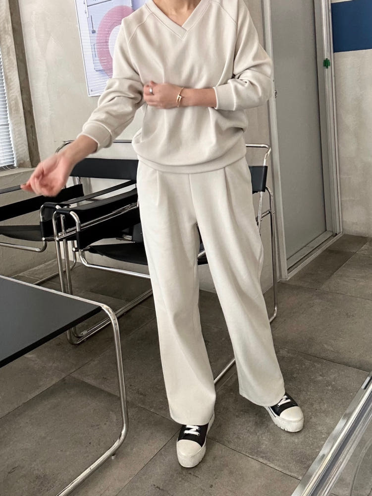 🤎 [노리타] 모카 브이 V넥 데일리 셋업 핏좋은 일자바지 탄탄면 77까지가능  | Mocha V-Neck Daily Set