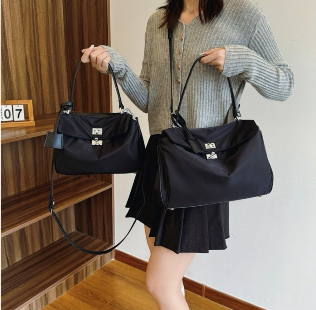 🔥[Hot Item]🔥 나일론 버클 장식 데일리 백 Nylon Buckle Daily Bag