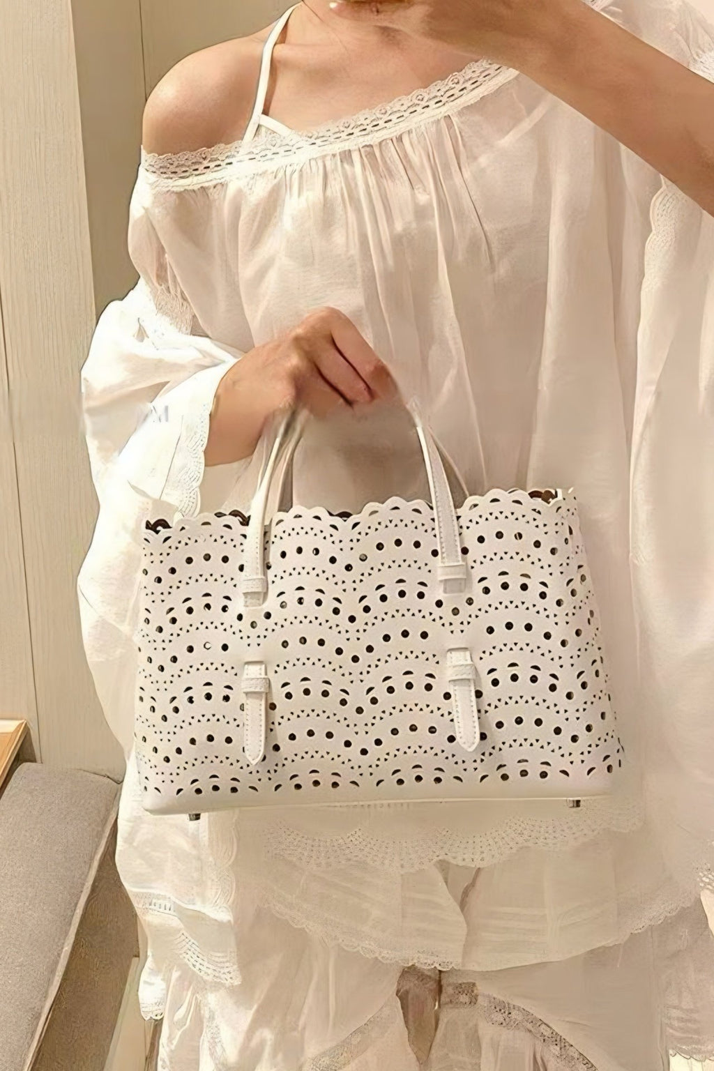 👜✨ 삼성가가 선택한 스타일 프리미엄 소가죽 알*이 미나 펀칭 미니 토트백 | Premium Leather Mini Tote | 여름 데일리백 🤍🖤🤎