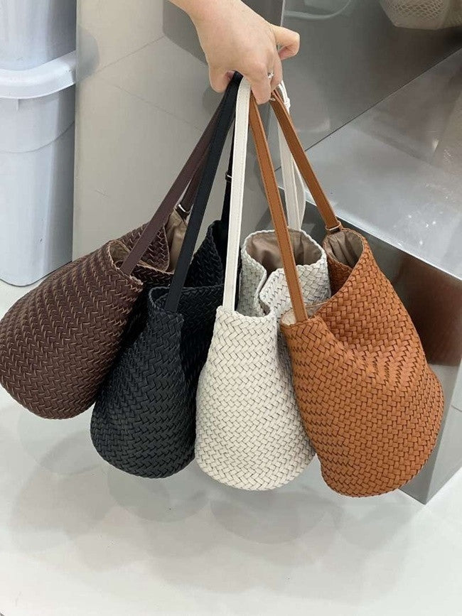 👜✨ 아르떼 드래곤 원통형 숄더 크로스 위빙백 [합성피혁]✨👜 핸드메이드 위빙 버킷백 · 데일리 숄더백 · 크로스백 | Arte Dragon Handwoven Bucket Bag